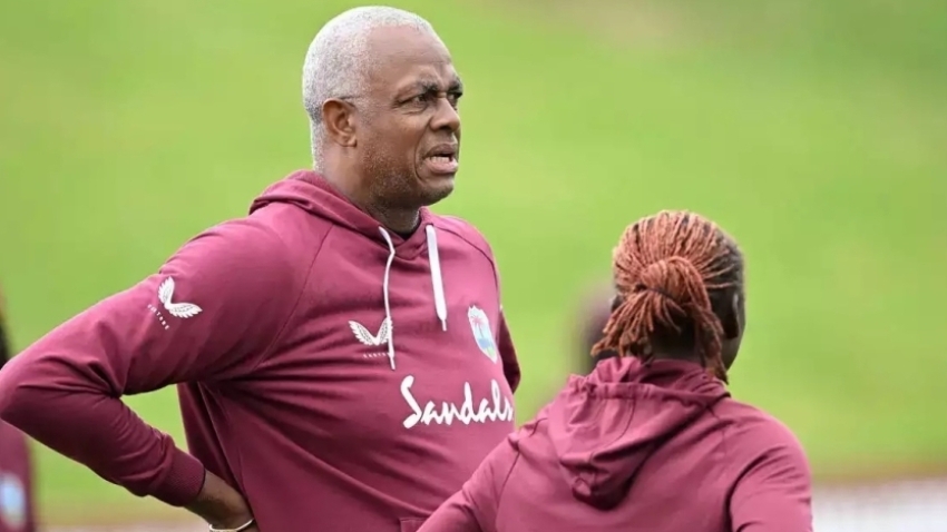 Windies legend Walsh joins Zimbabwe in hunt for historic Women's T20 World Cup spot